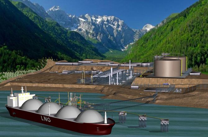 Wood Mackenzie: Western Canadian LNG ? Corporate Positioning will Impact the Winners and Losers Wood Mackenzie: Western Canadian LNG ? Corporate Positioning will Impact the Winners and Losers